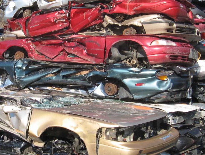 Auto_scrapyard_1